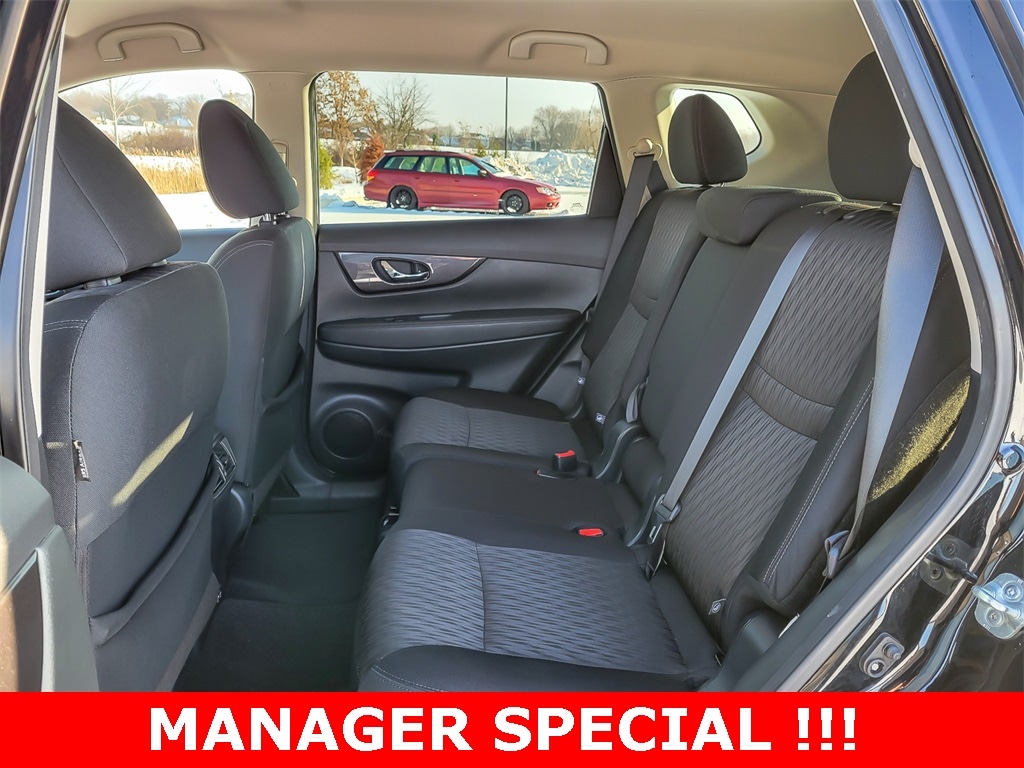 2019 NISSAN ROGUE - Image 11