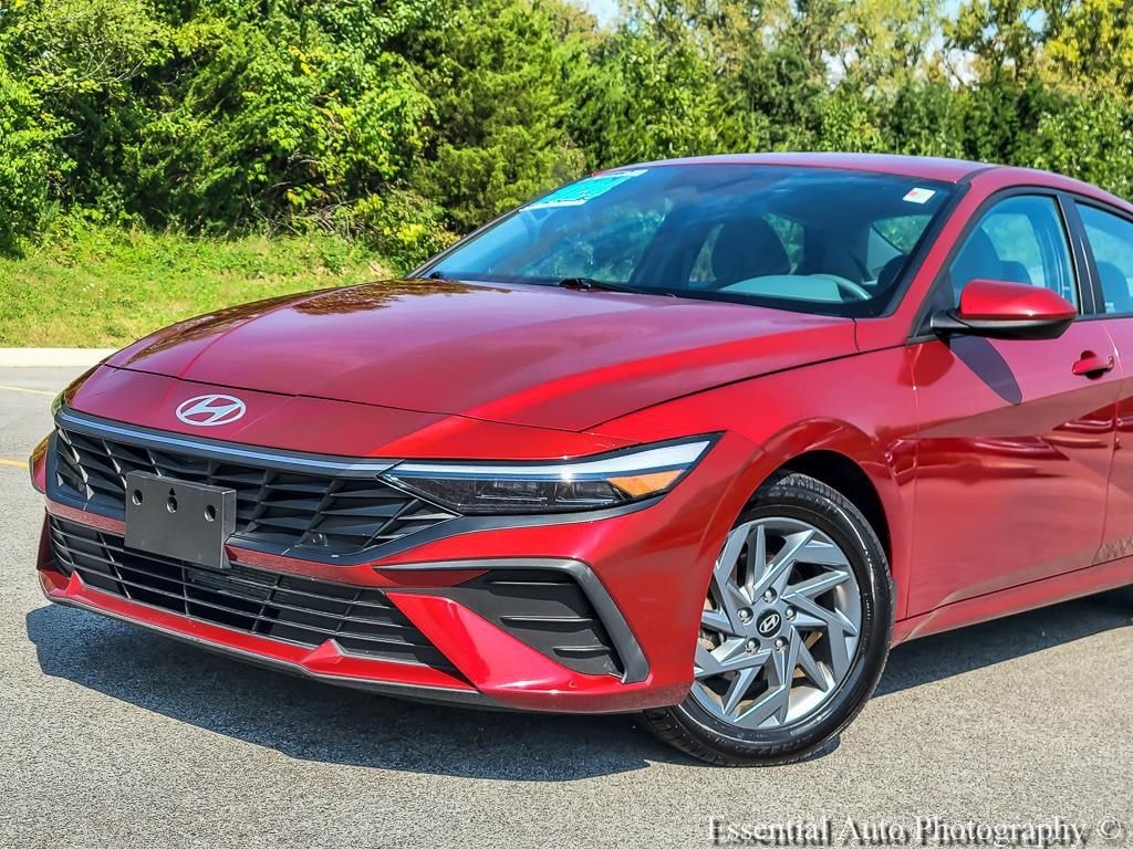 Used 2024 Hyundai Elantra SEL Sedan