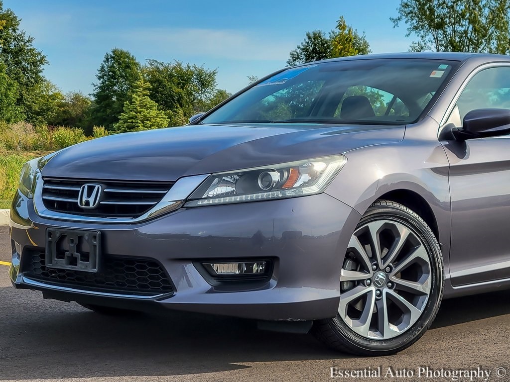 Used 2014 Honda Accord Sport with VIN 1HGCR2F56EA135682 for sale in Schererville, IN