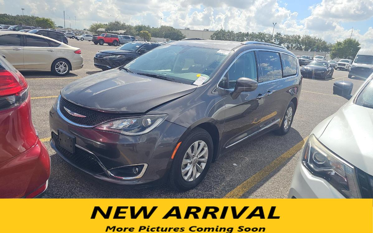 2019 Chrysler Pacifica Touring L