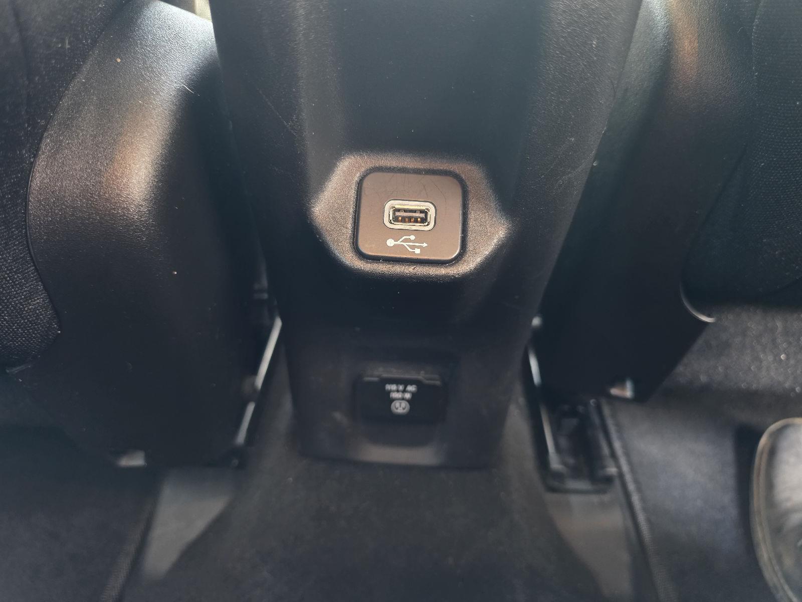 2022 Jeep Renegade Latitude - Photo 35