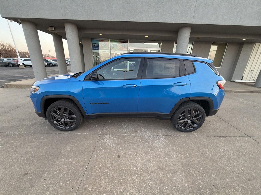 New 2026 Jeep Compass Latitude Sport Utility