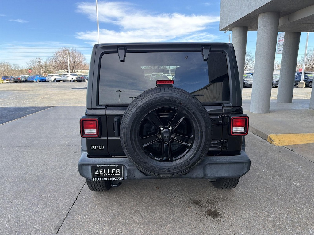 Used 2020 Jeep Wrangler Unlimited Sport Altitude SUV