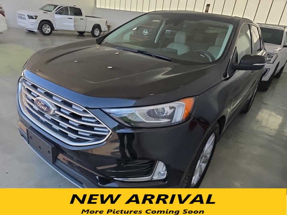 2022 Ford Edge Titanium AWD's photo
