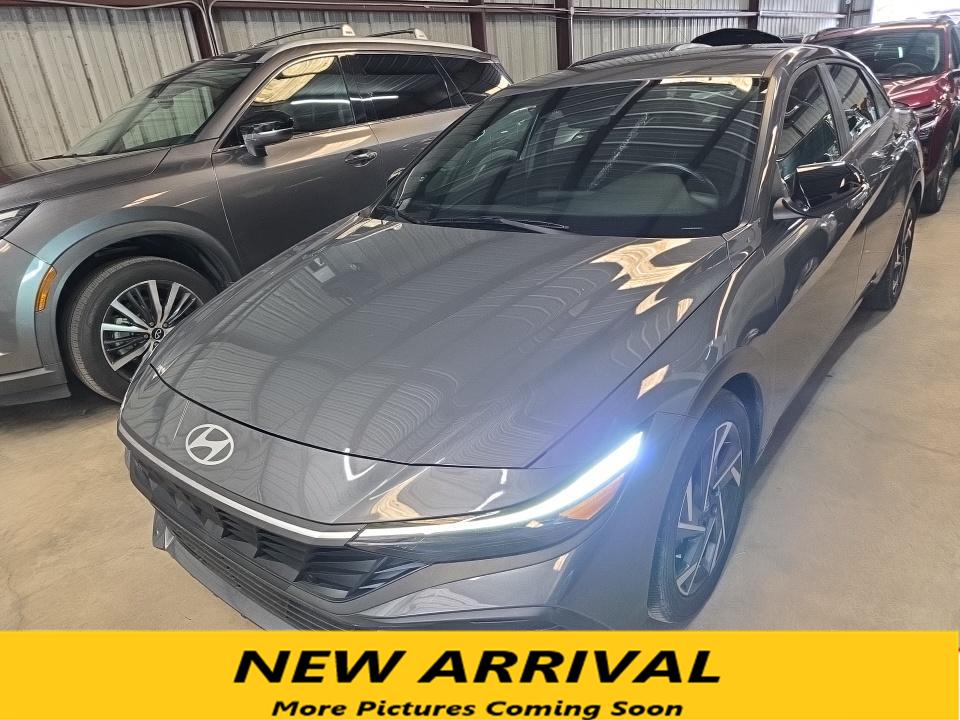 2025 Hyundai Elantra 2.0 SEL Sport IVT's photo