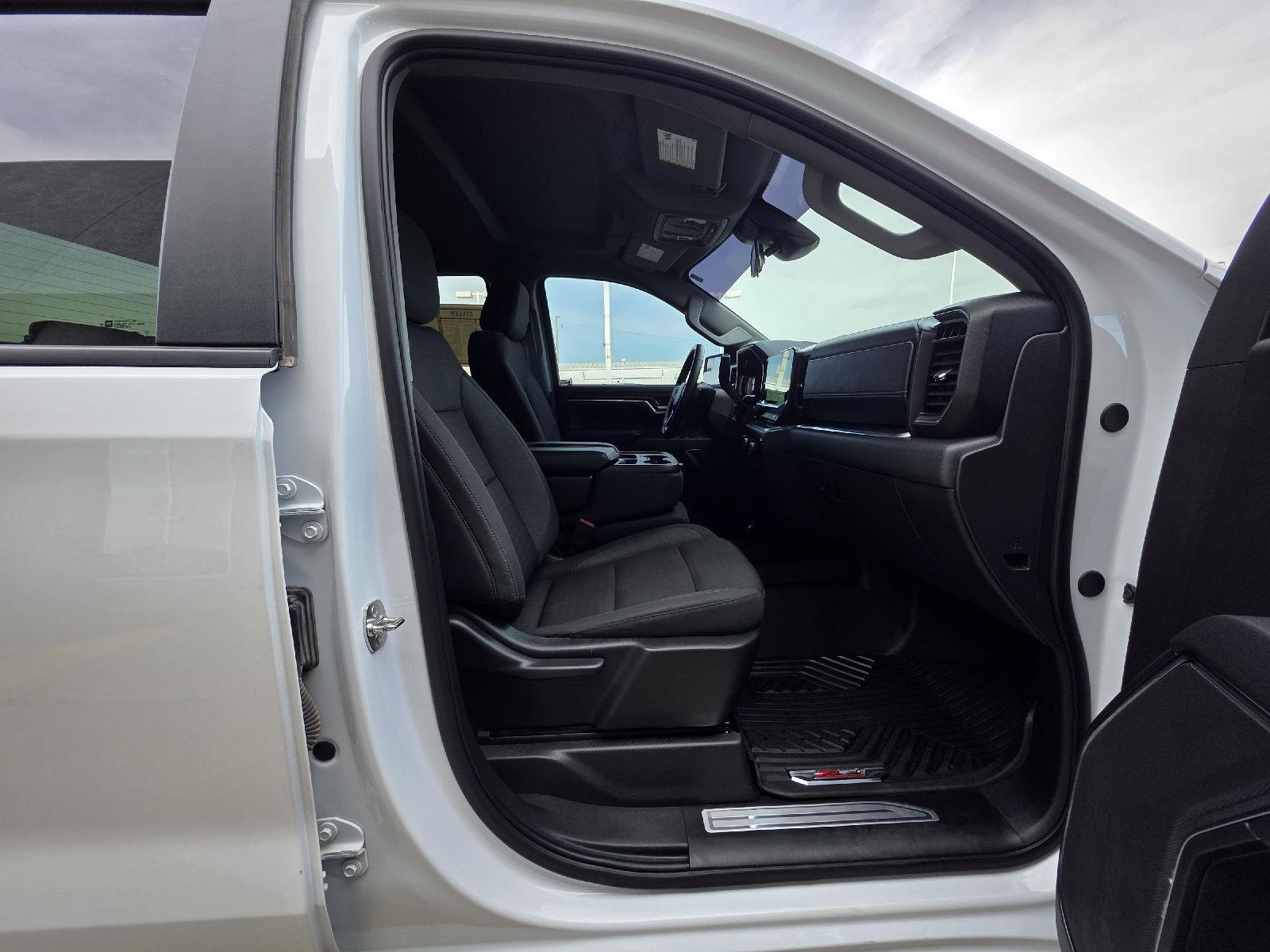 2025 Chevrolet Silverado 1500 LT Trail Boss - Photo 31
