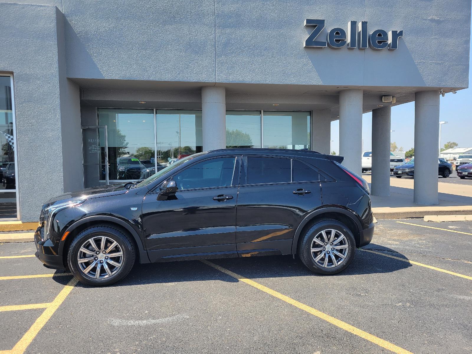 Used 2020 Cadillac XT4 Sport with VIN 1GYFZER41LF011295 for sale in Arkansas City, KS