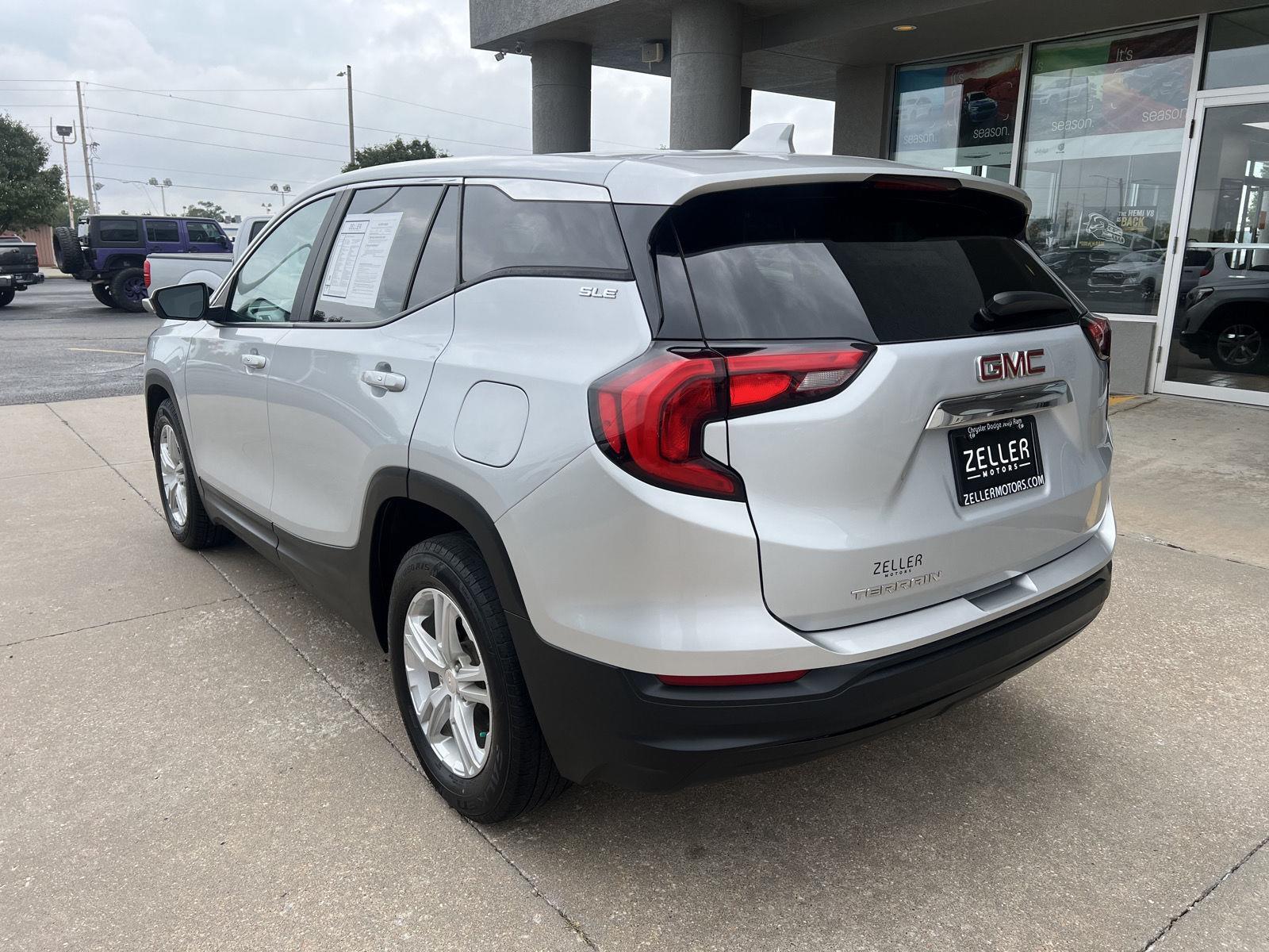 2021 Gmc Terrain SLE photo 3