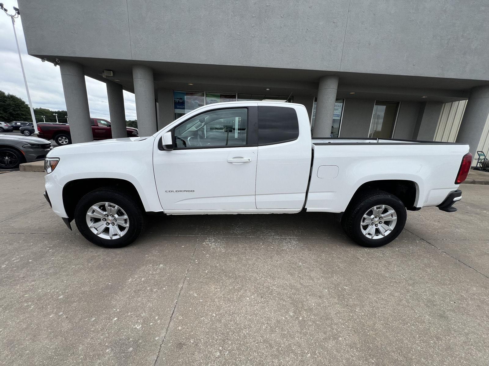 Used 2022 Chevrolet Colorado LT with VIN 1GCHSCEA4N1286954 for sale in Arkansas City, KS