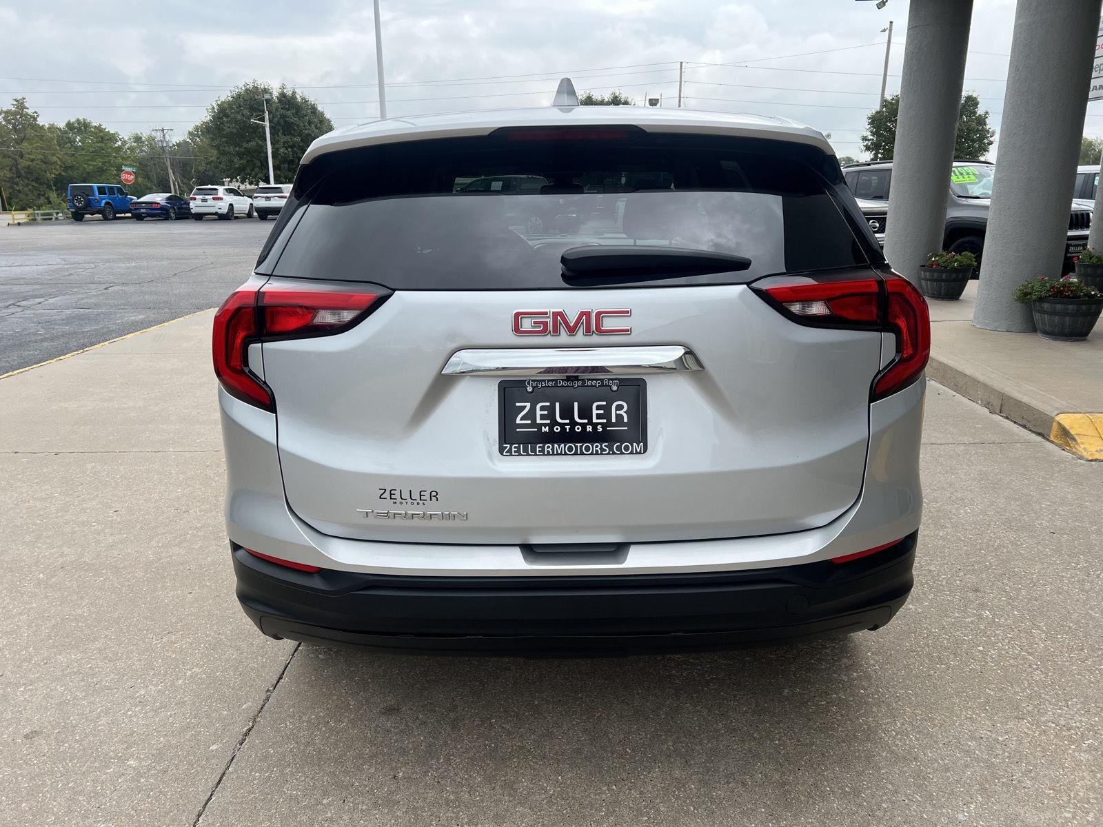 2021 Gmc Terrain SLE photo 4