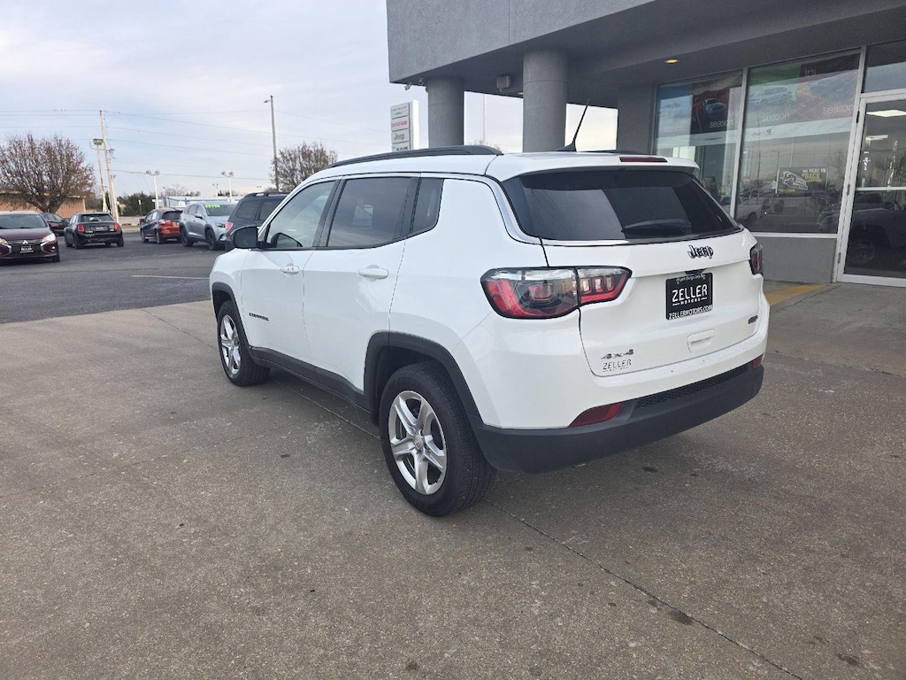 Used 2024 Jeep Compass Latitude SUV