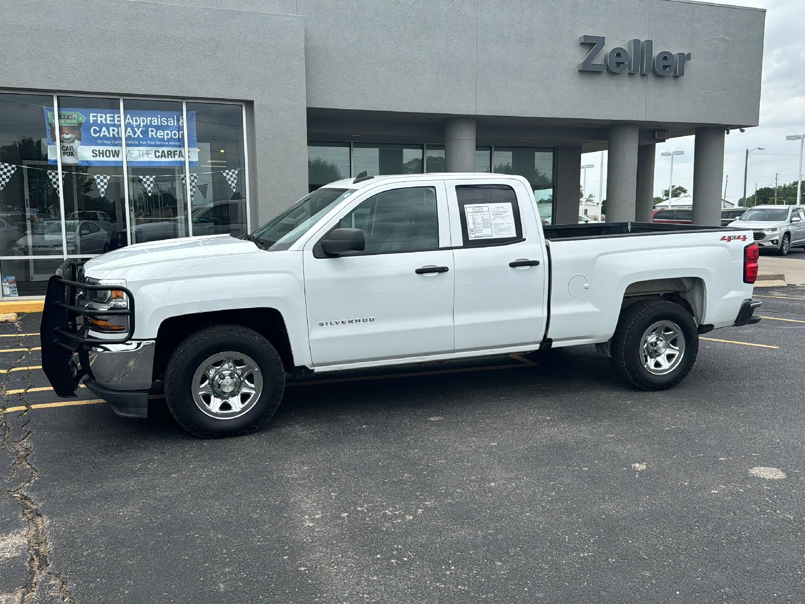 Used 2018 Chevrolet Silverado 1500 1LS with VIN 1GCVKNEC9JZ114379 for sale in Arkansas City, KS