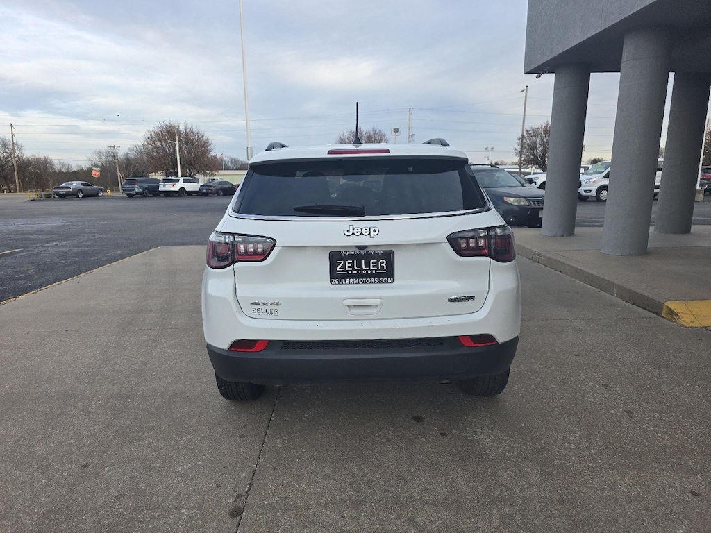 Used 2024 Jeep Compass Latitude SUV