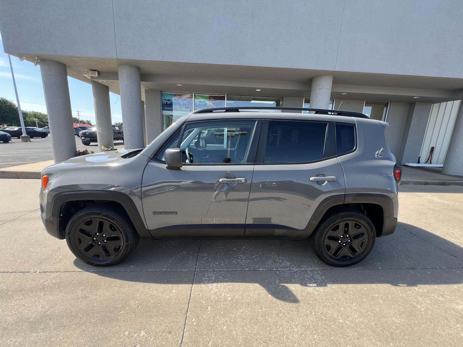 Used 2021 Jeep Renegade Upland Edition with VIN ZACNJDAB7MPM33810 for sale in Arkansas City, KS