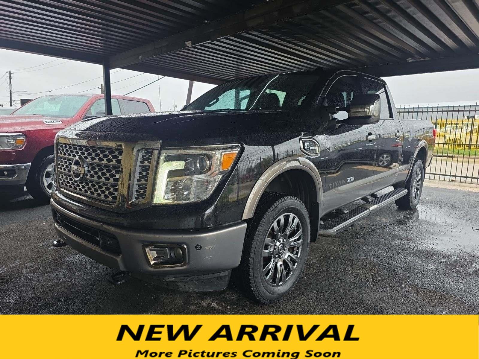 2018 Nissan Titan XD Platinum Reserve's photo
