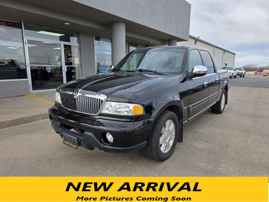 Used 2002 Lincoln Blackwood Truck