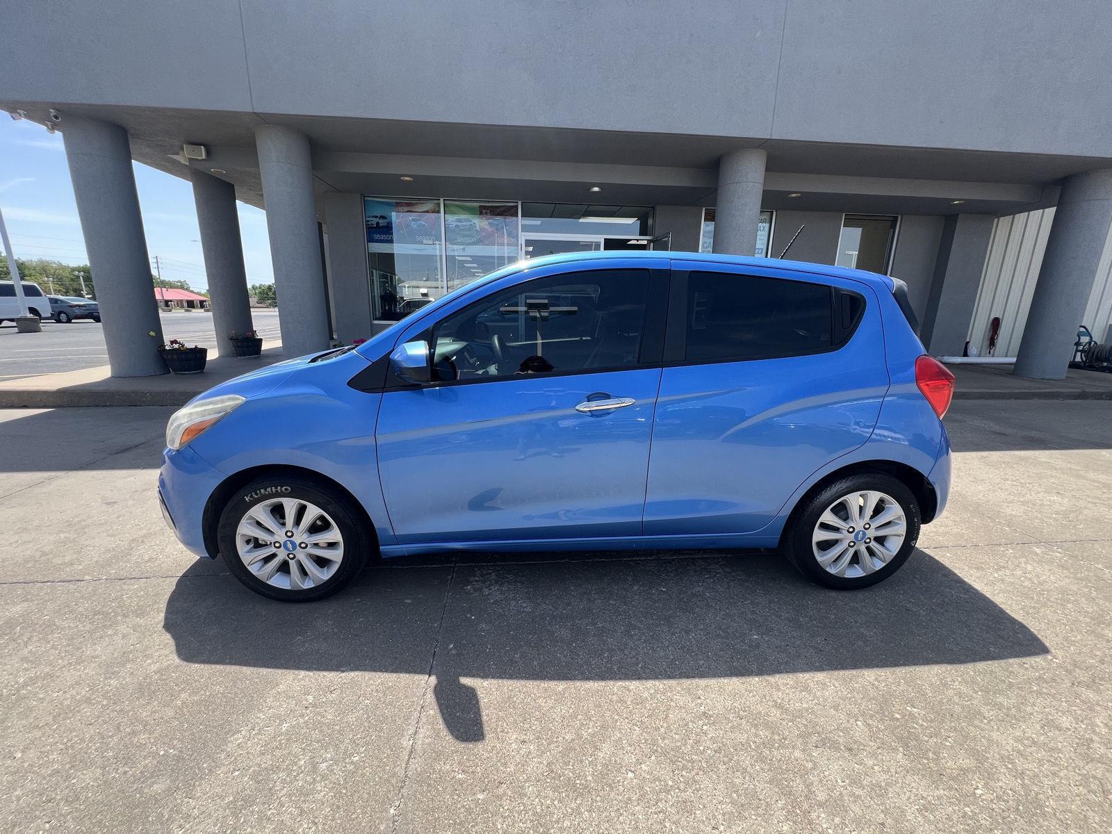 Used 2018 Chevrolet Spark 1LT with VIN KL8CD6SA8JC480419 for sale in Arkansas City, KS