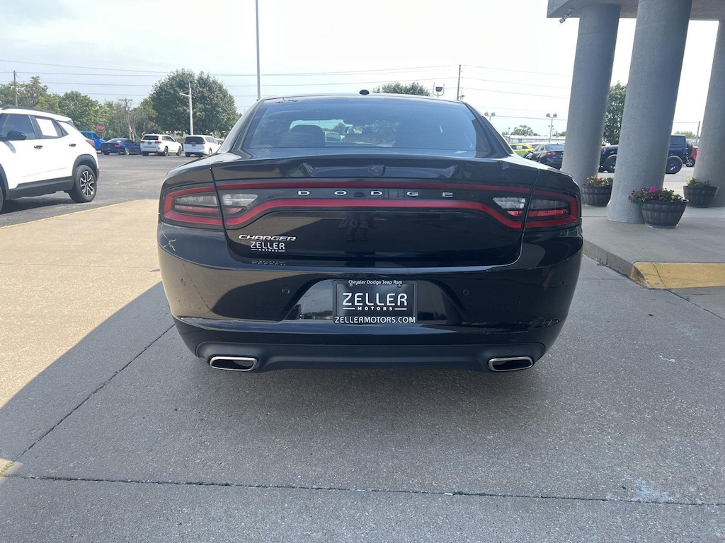 Used 2022 Dodge Charger SXT Sedan