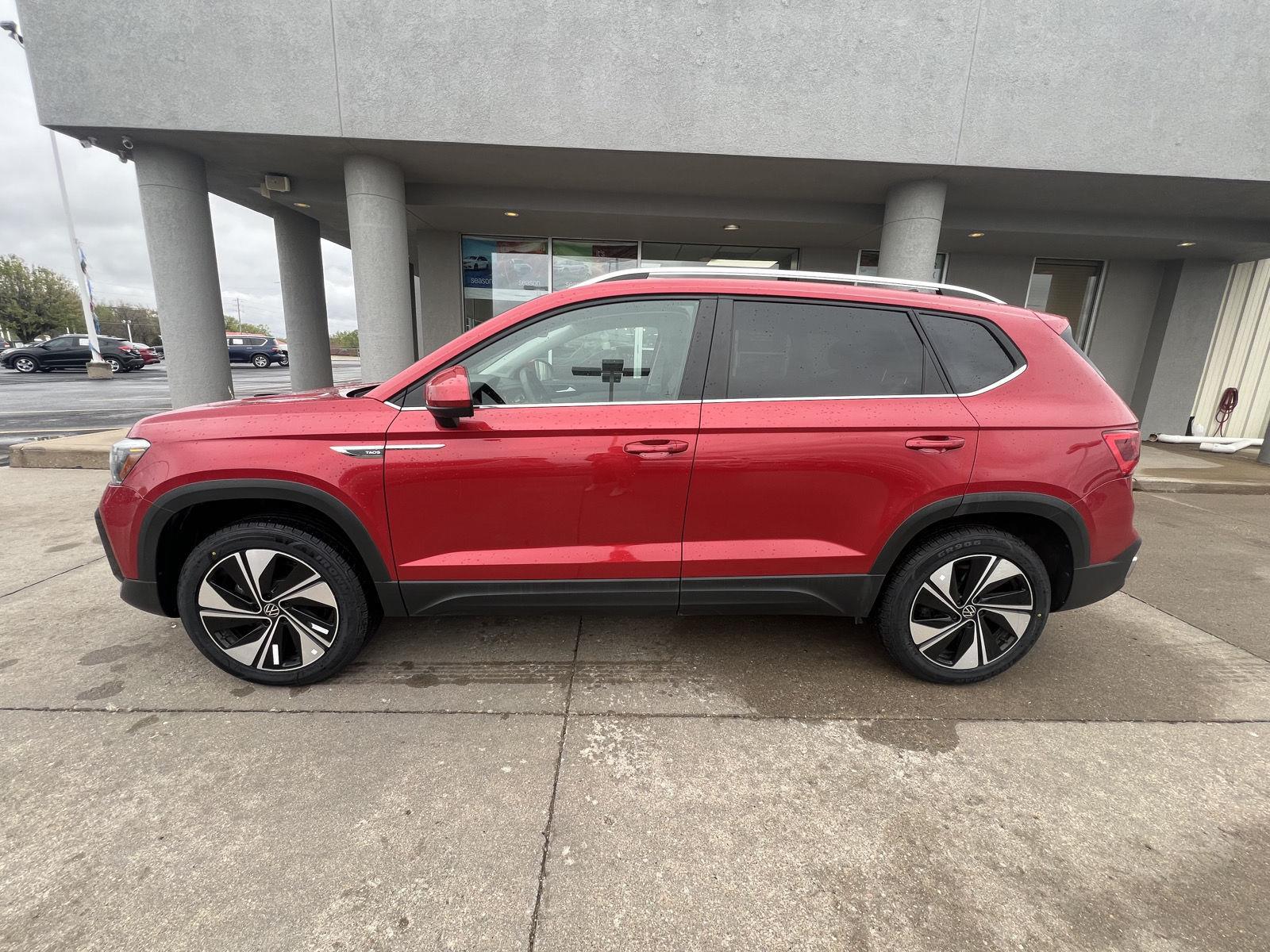Used 2023 Volkswagen Taos SE with VIN 3VVUX7B24PM356075 for sale in Arkansas City, KS