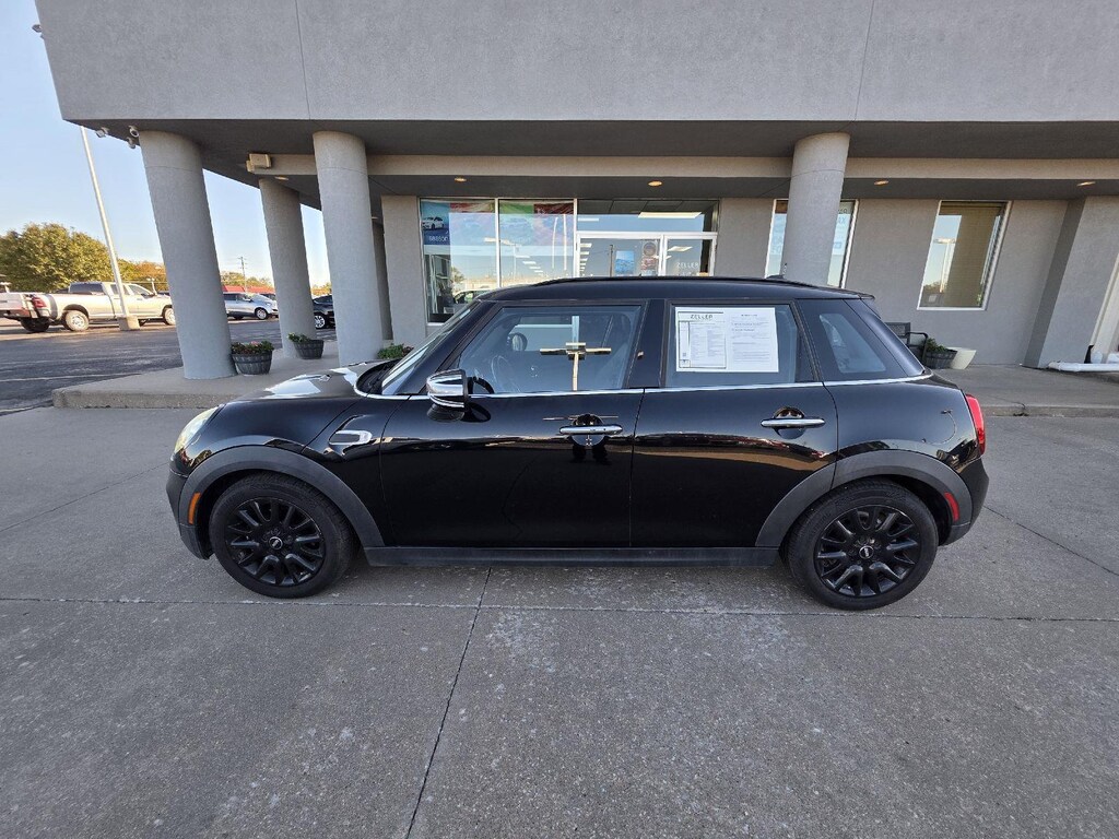 Used 2020 MINI Hardtop 4 Door Cooper Hatchback