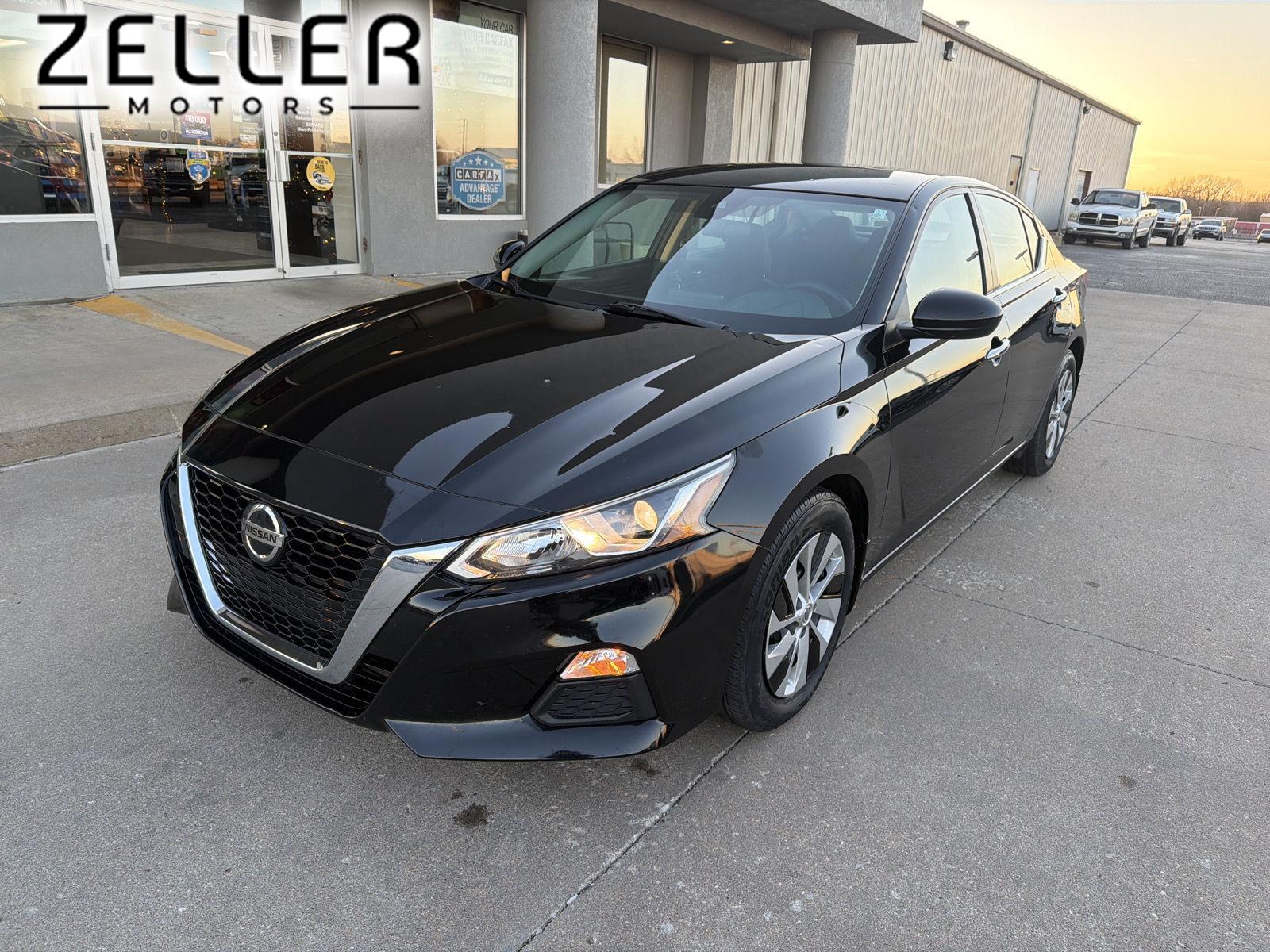 2021 Nissan Altima S's photo