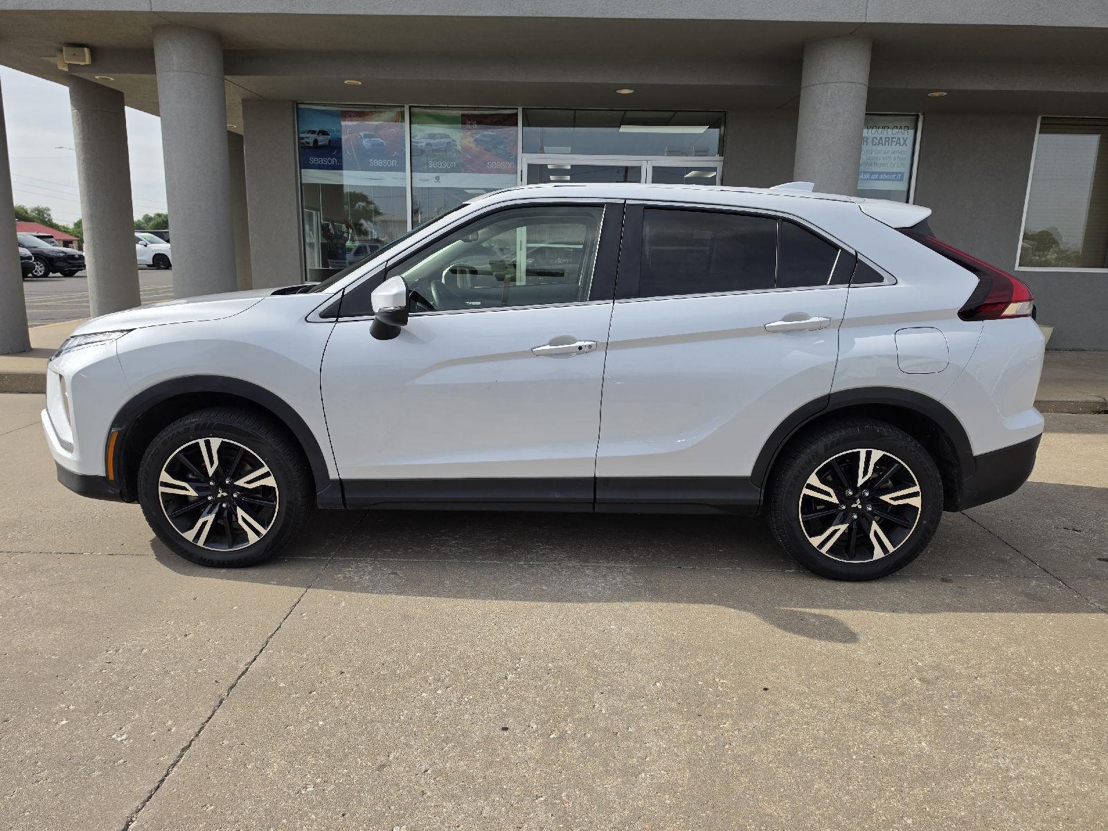 Used 2024 Mitsubishi Eclipse Cross SE with VIN JA4ATWAA2RZ019853 for sale in Arkansas City, KS