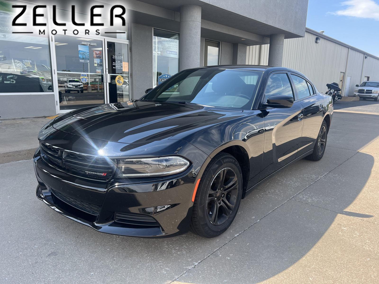 2022 Dodge Charger SXT's photo