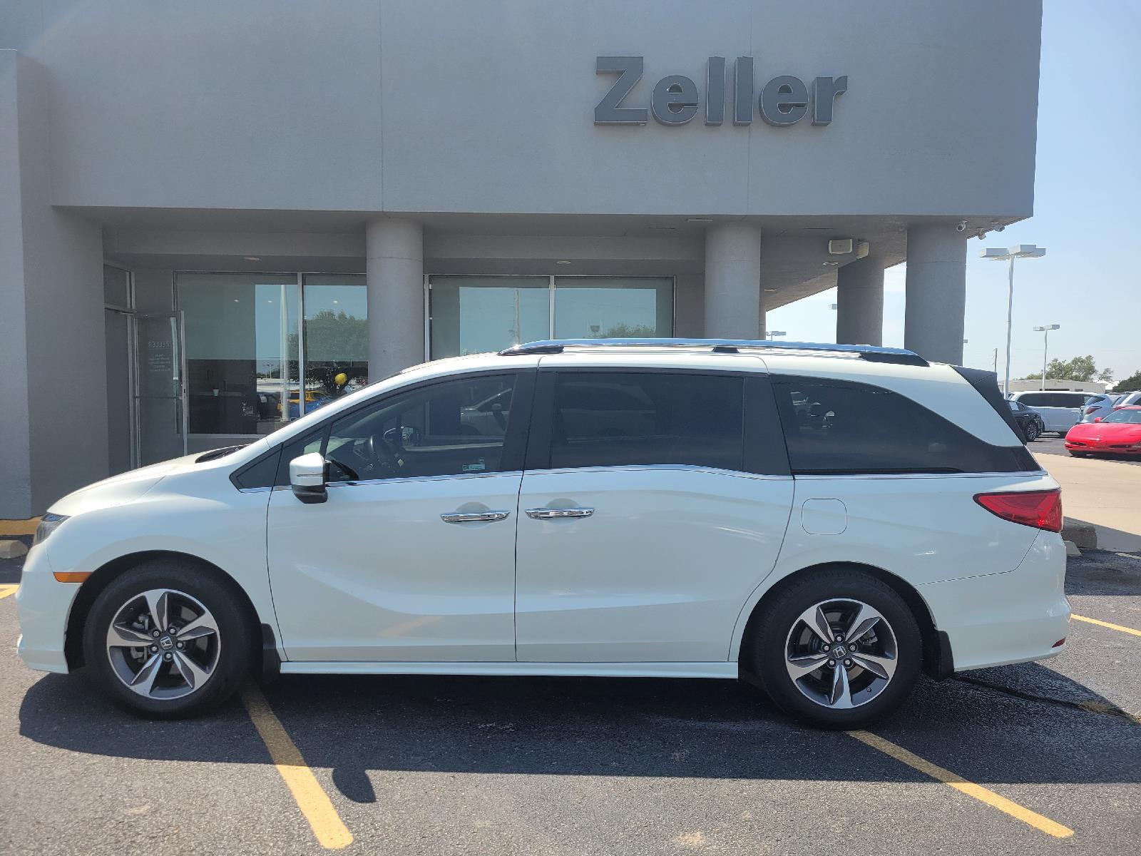 Used 2019 Honda Odyssey Touring with VIN 5FNRL6H86KB081859 for sale in Arkansas City, KS