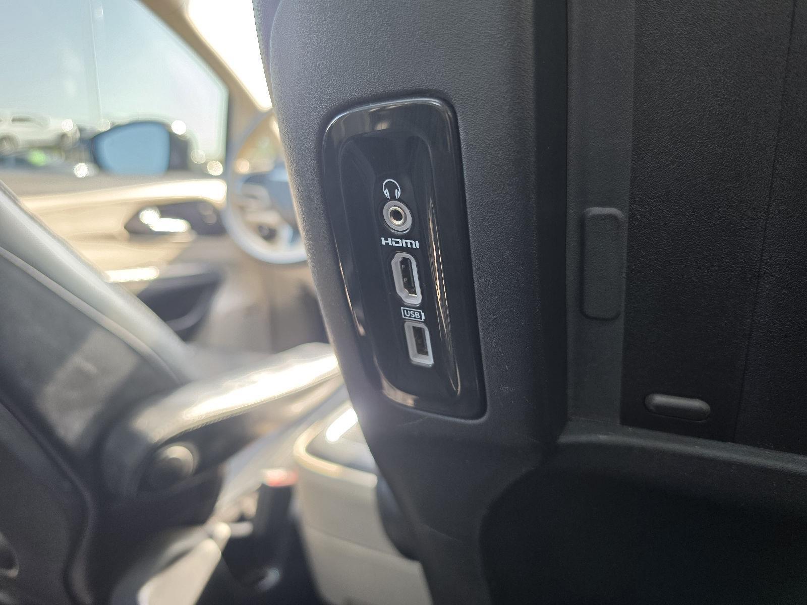 2020 Chrysler Pacifica Hybrid Limited - Photo 47