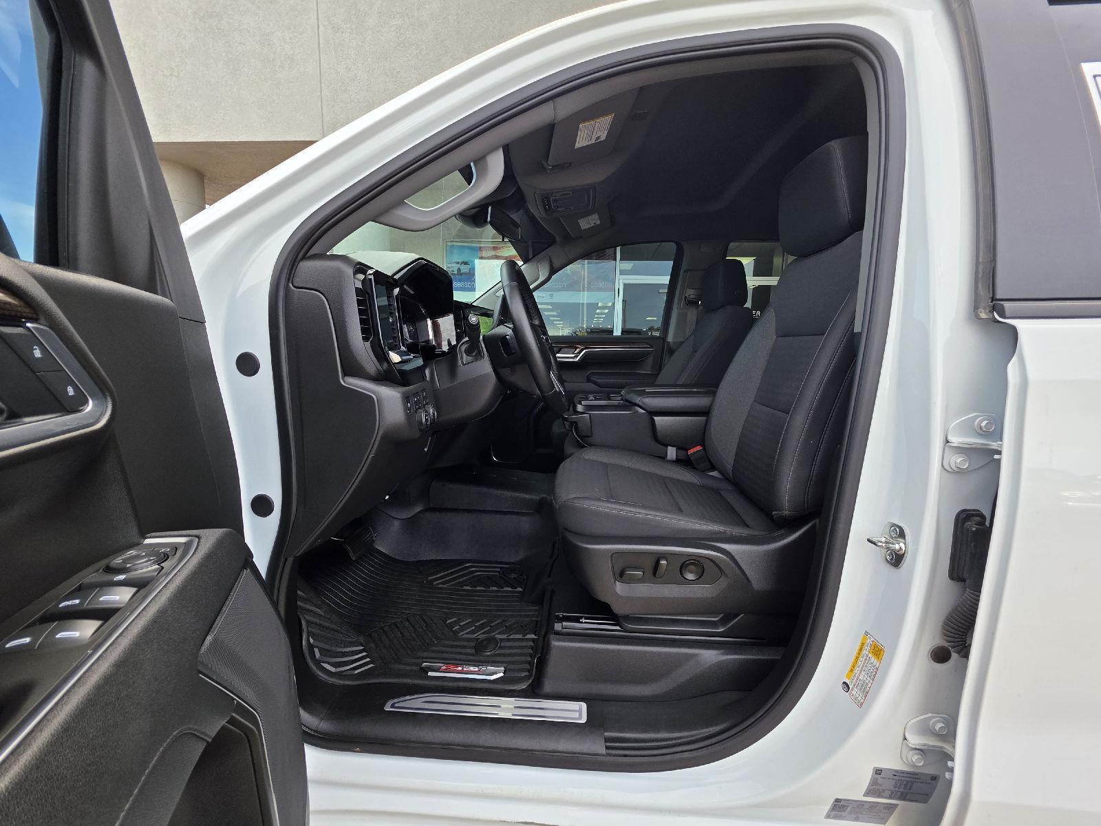 2025 Chevrolet Silverado 1500 LT Trail Boss - Photo 15