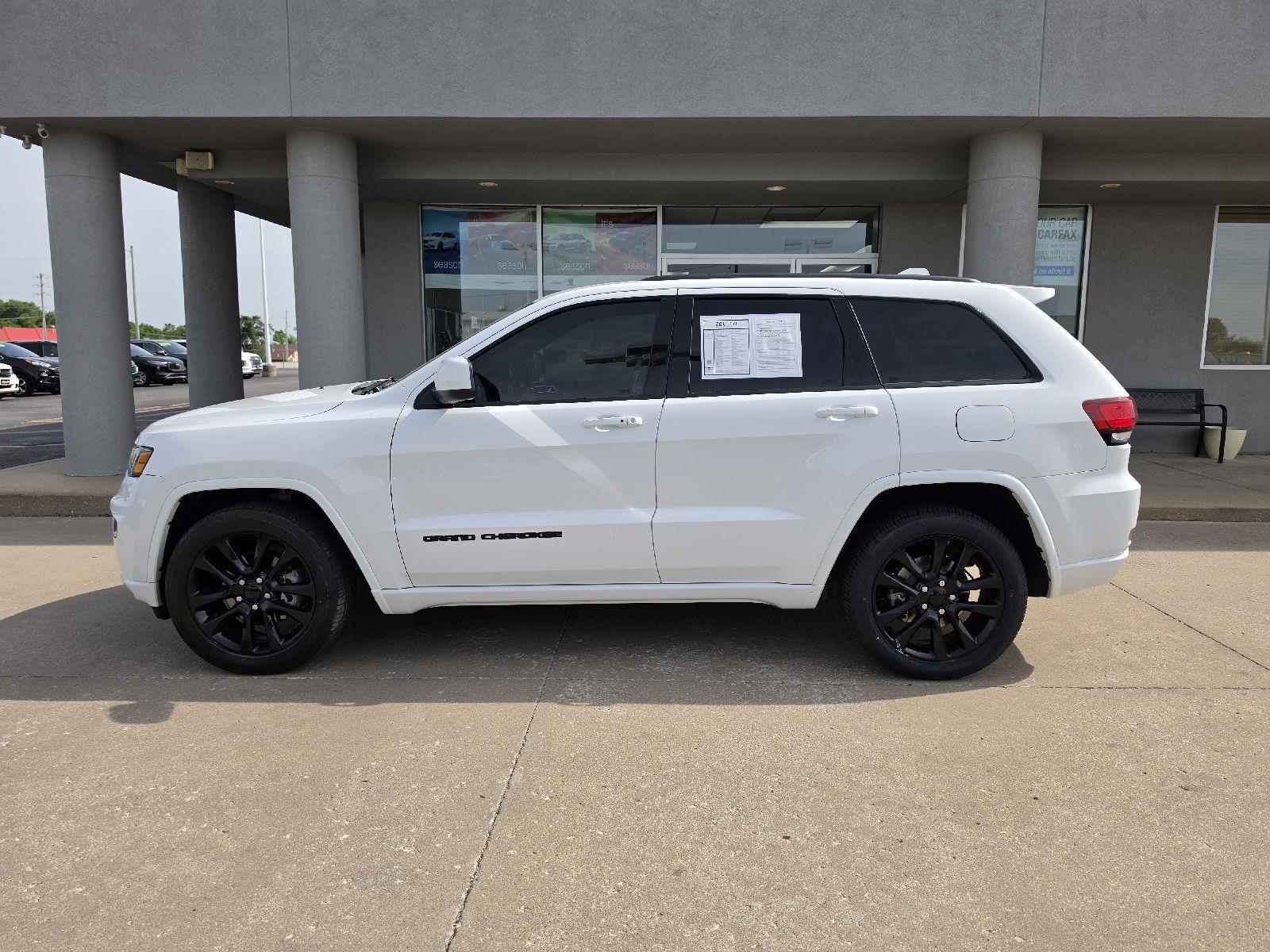 Used 2020 Jeep Grand Cherokee Altitude with VIN 1C4RJEAG5LC337473 for sale in Arkansas City, KS