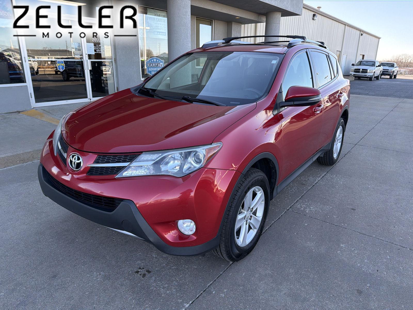 2014 Toyota RAV4 XLE's photo