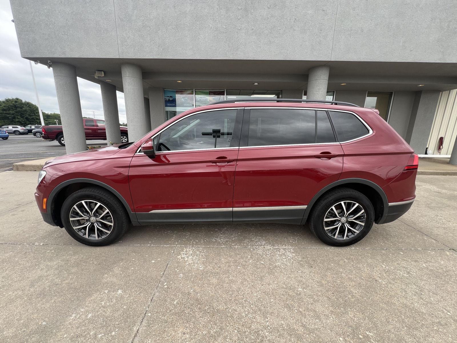 Used 2020 Volkswagen Tiguan SE with VIN 3VV3B7AX5LM086517 for sale in Arkansas City, KS