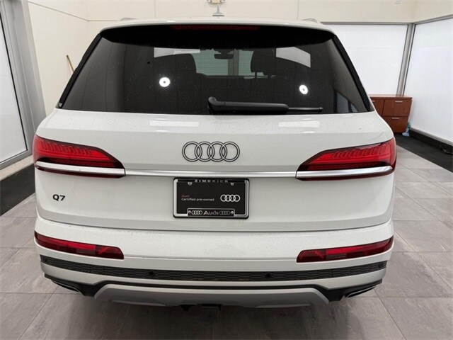2025 Audi Q7 55 Premium photo 3