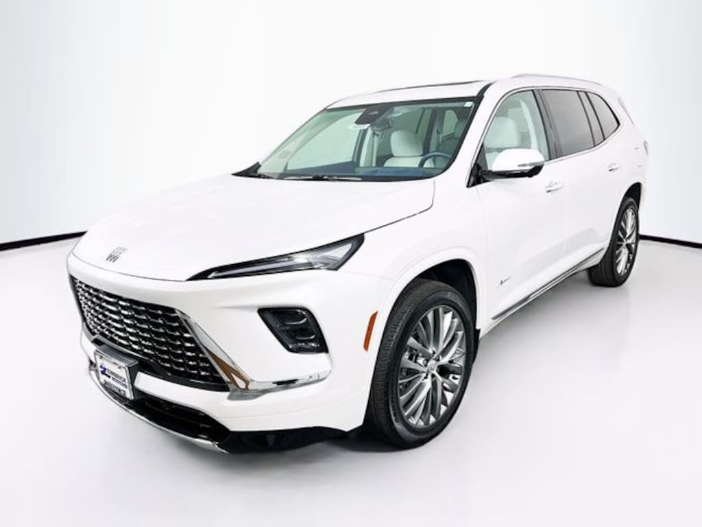 Used 2025 Buick Enclave Avenir SUV