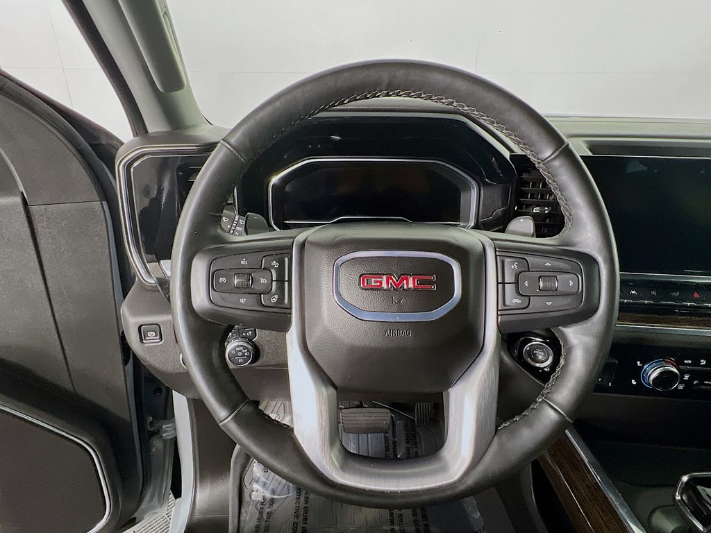 2024 GMC Sierra 1500 Elevation - Photo 10