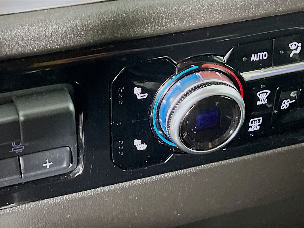 2024 GMC Sierra 1500 Elevation - Photo 19