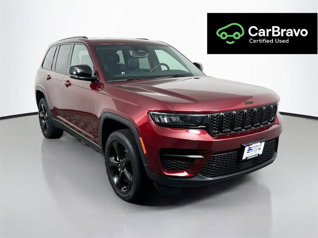 2022 Jeep Grand Cherokee Laredo SUV