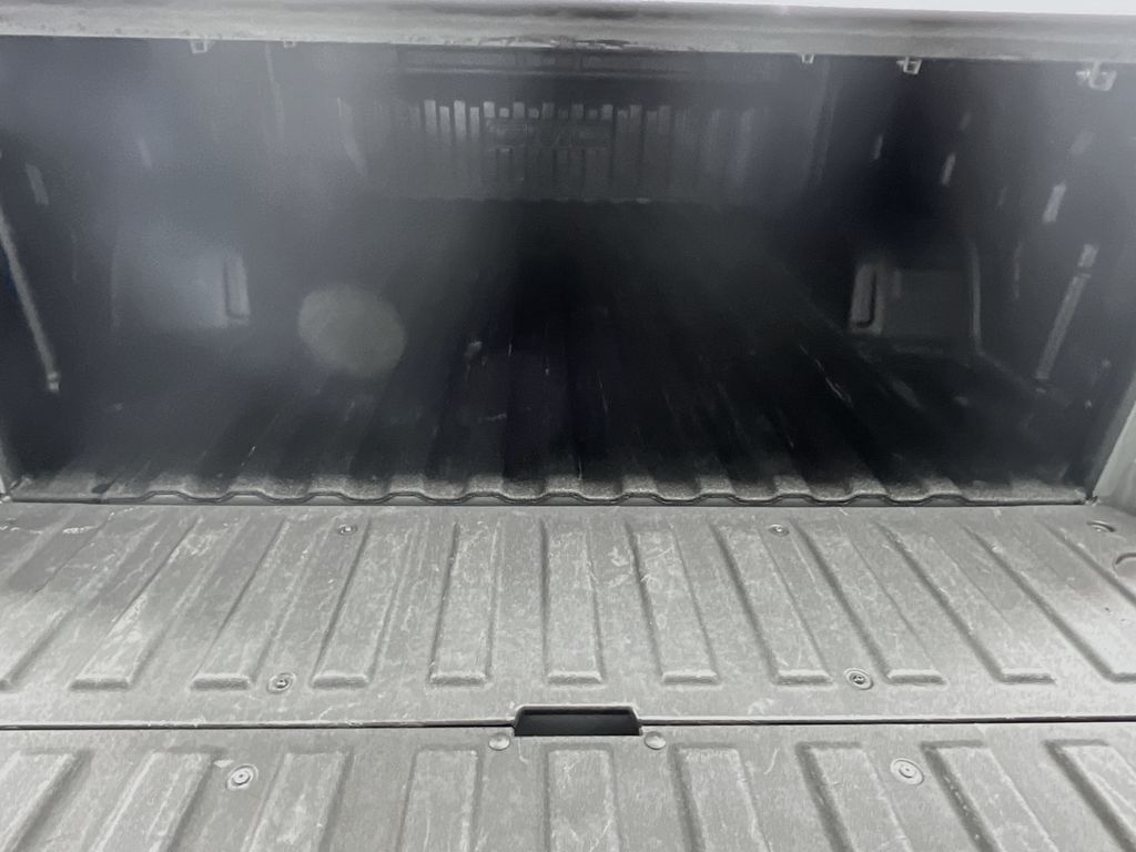2024 GMC Sierra 1500 Elevation - Photo 25