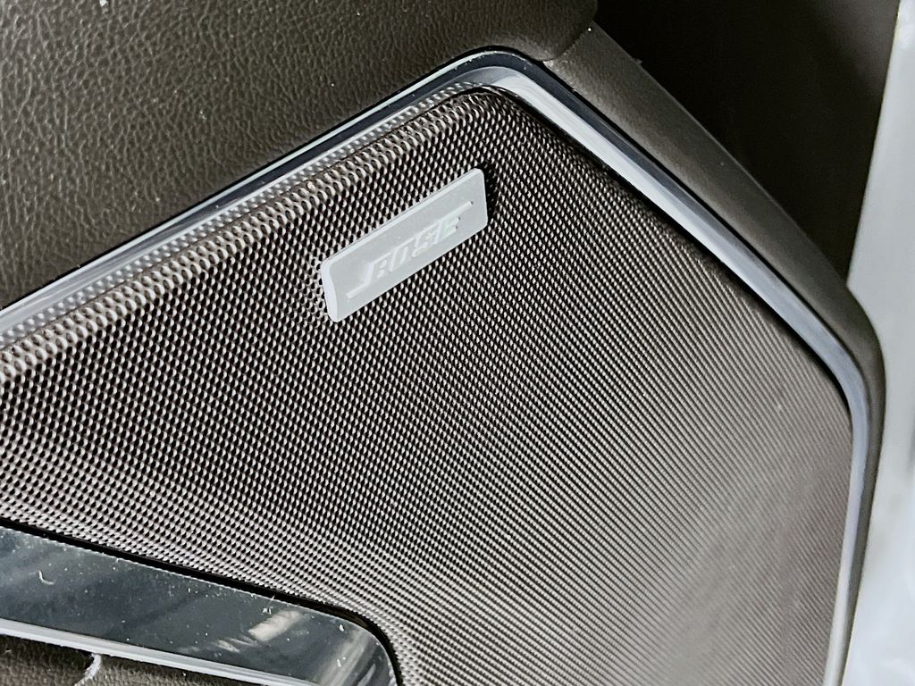 2024 GMC Sierra 1500 Elevation - Photo 17