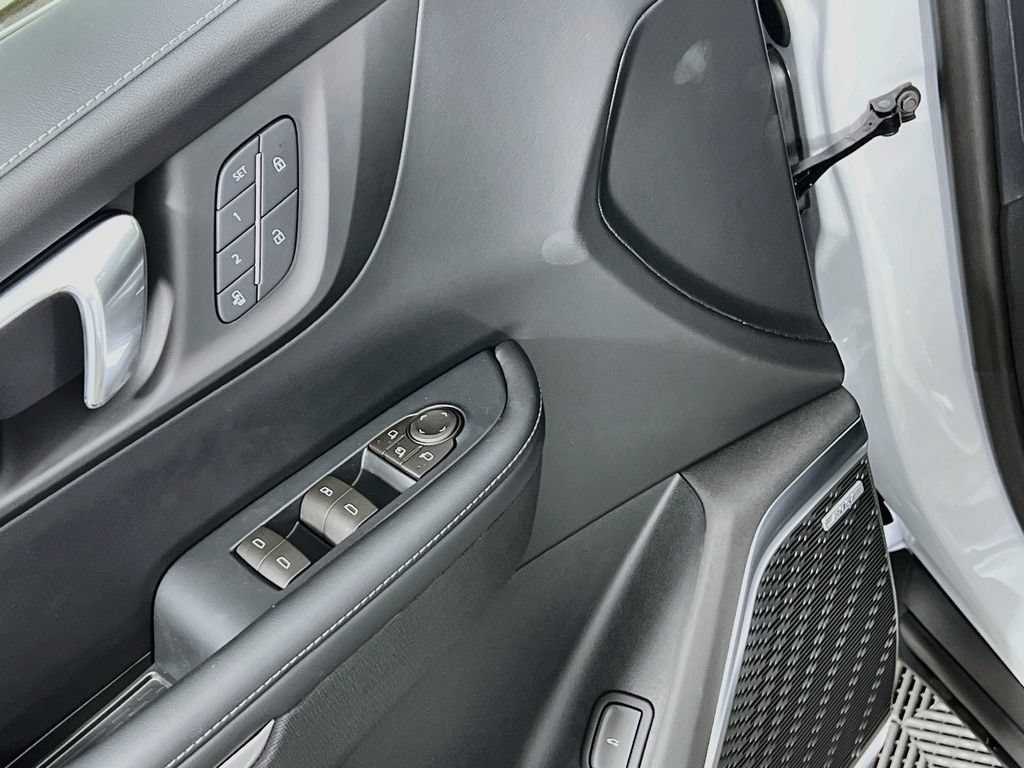2026 Buick Enclave Preferred - Photo 16