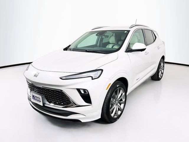 2024 Buick Encore GX Avenir photo 3