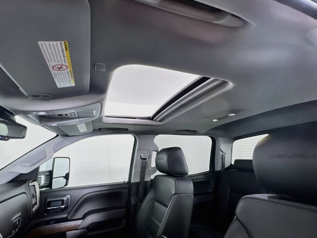 2018 GMC Sierra 3500 Denali HD Denali - Photo 22