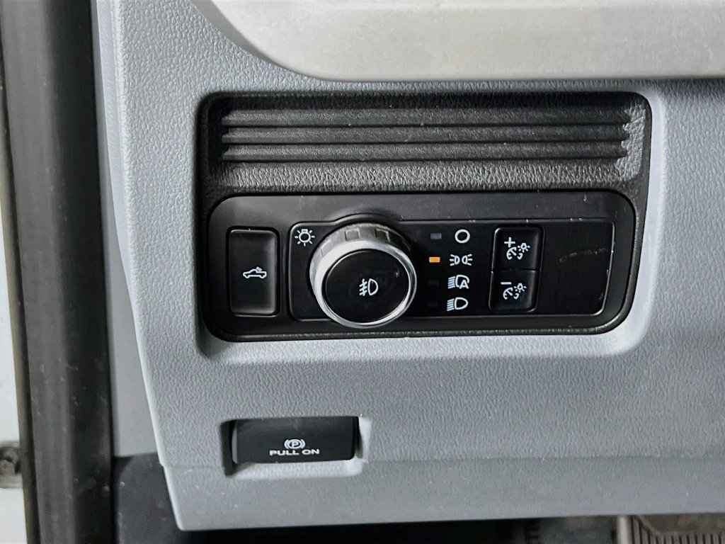 2023 Ford F-350 Super Duty XL - Photo 9