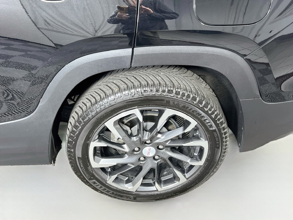 2024 GMC Terrain SLT - Photo 28