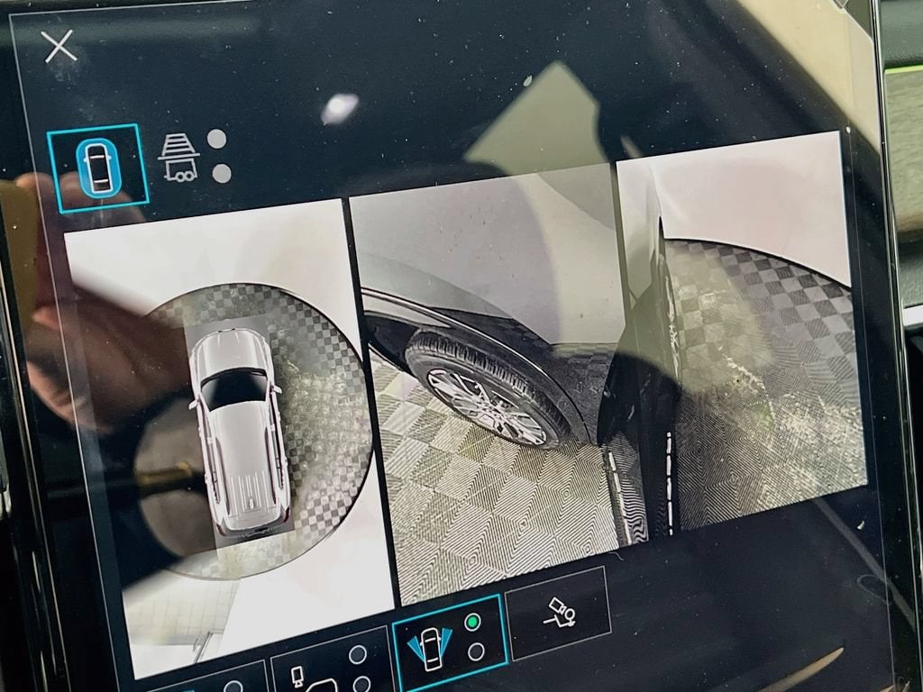 2026 GMC Acadia Denali Ultimate - Photo 12