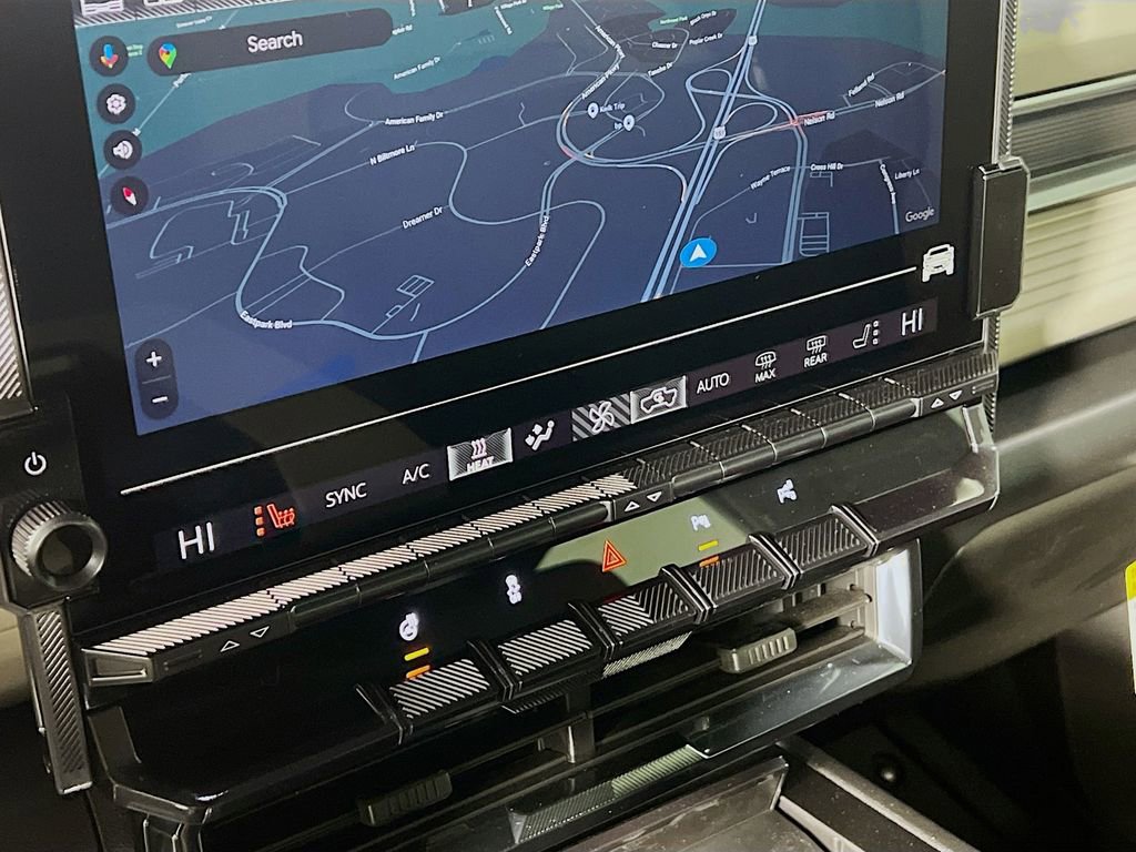 2026 GMC HUMMER EV 2X - Photo 16