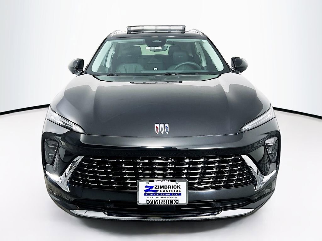 Used 2025 Buick Envision Avenir SUV