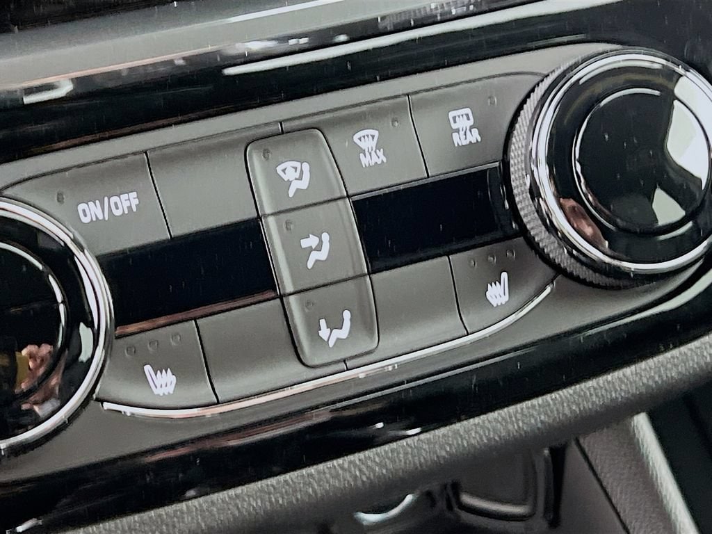 2026 Buick Envista Sport Touring - Photo 17