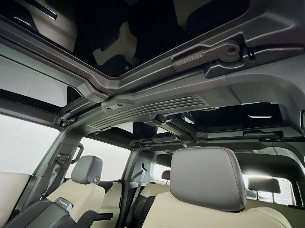 2026 GMC HUMMER EV 2X - Photo 23